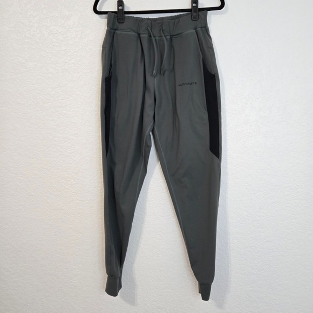 ALPHALETE Athletic Joggers Pants Men's Medium‎ Gray Black Gym Workout Athleisure